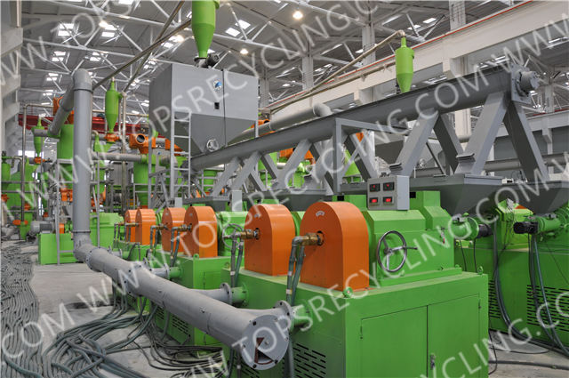 Fully Automatic Waste Scrapped Tire Shredding to Crumb Rubber Powder Equipment
